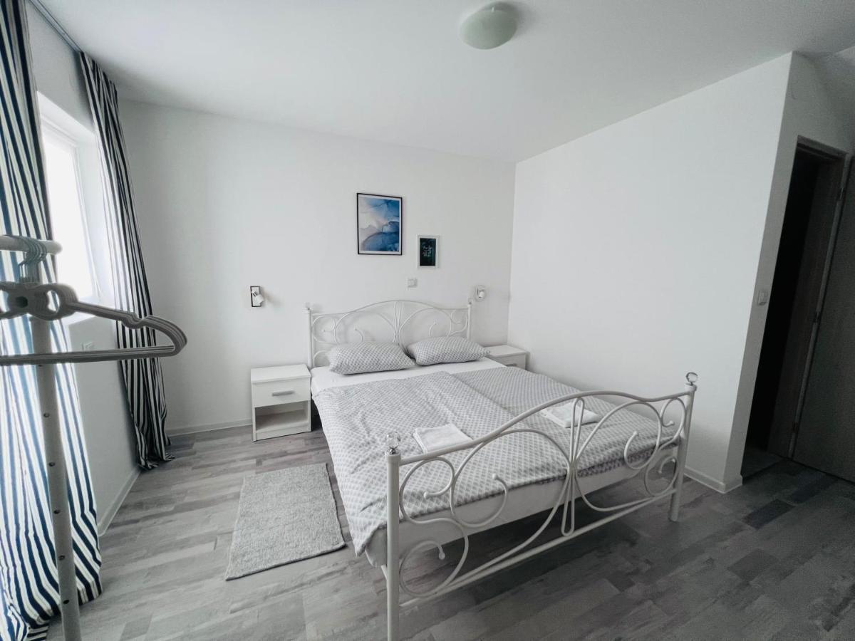 Apartman Castle Tusilovic Kültér fotó