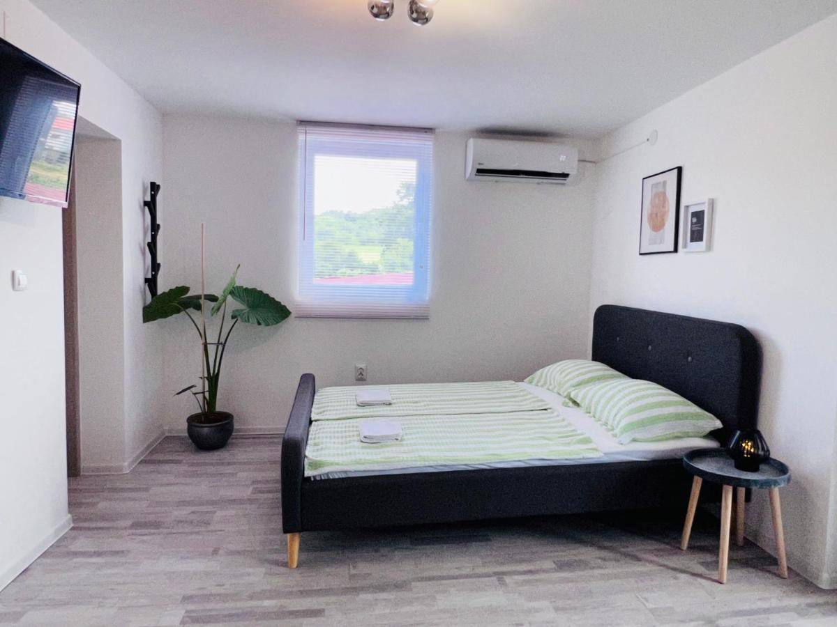Apartman Castle Tusilovic Kültér fotó